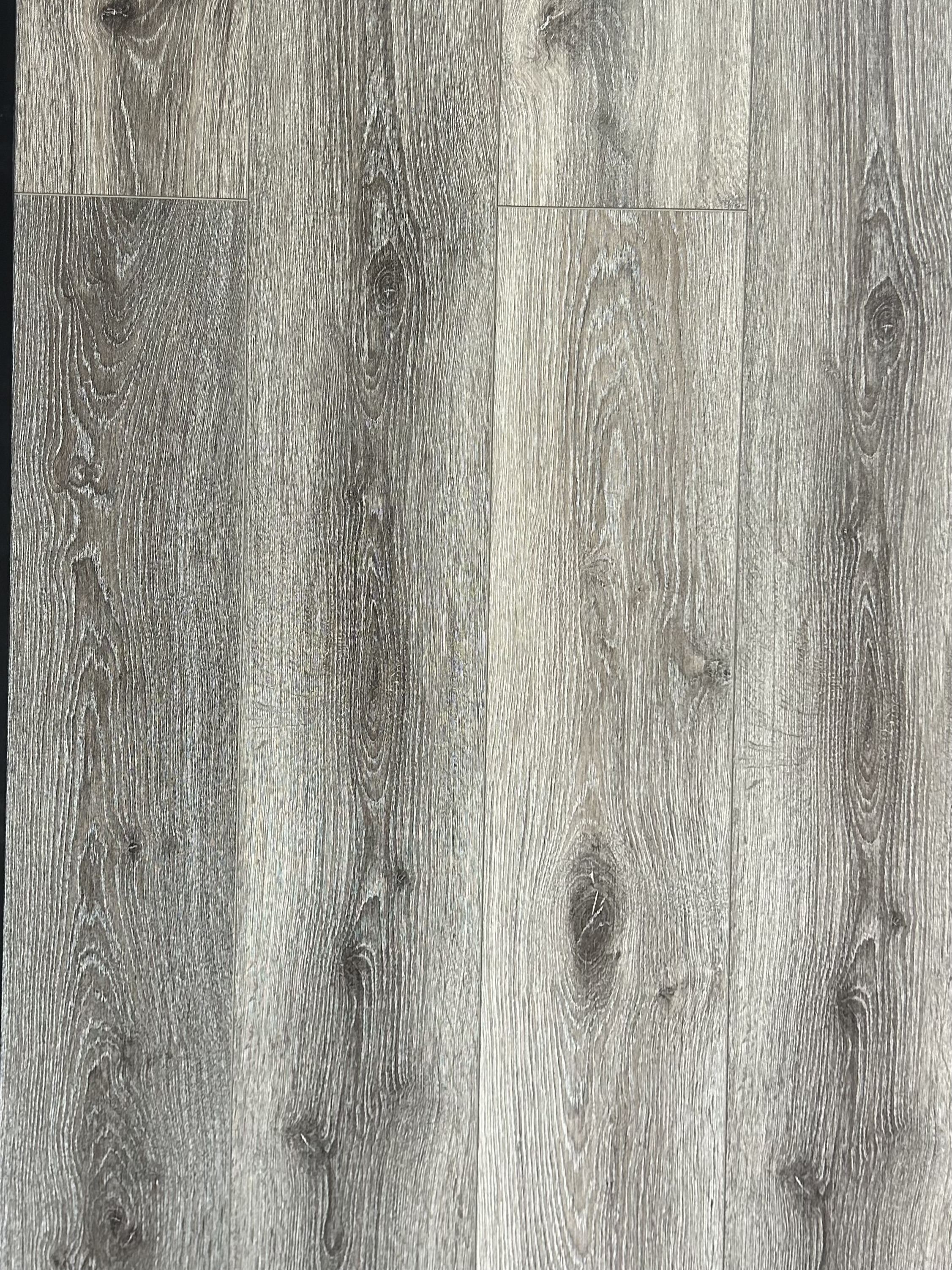Laminate Flooring - 1911