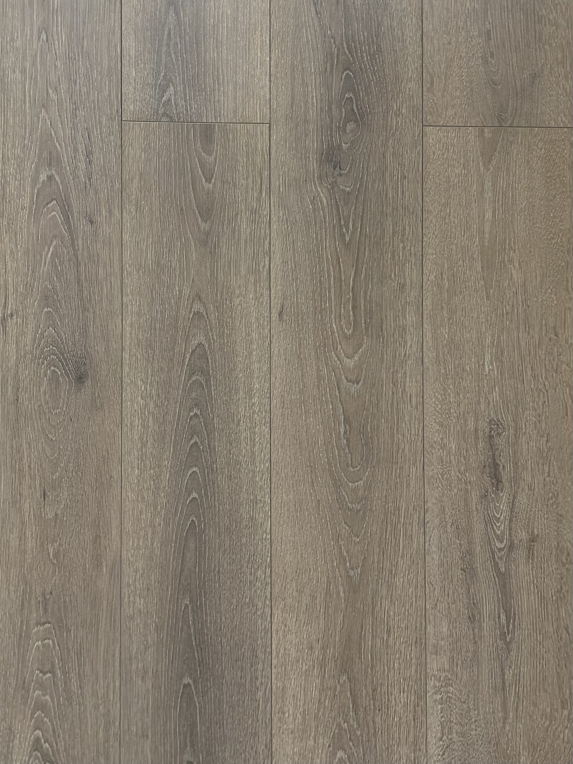 Laminate Flooring - 1515