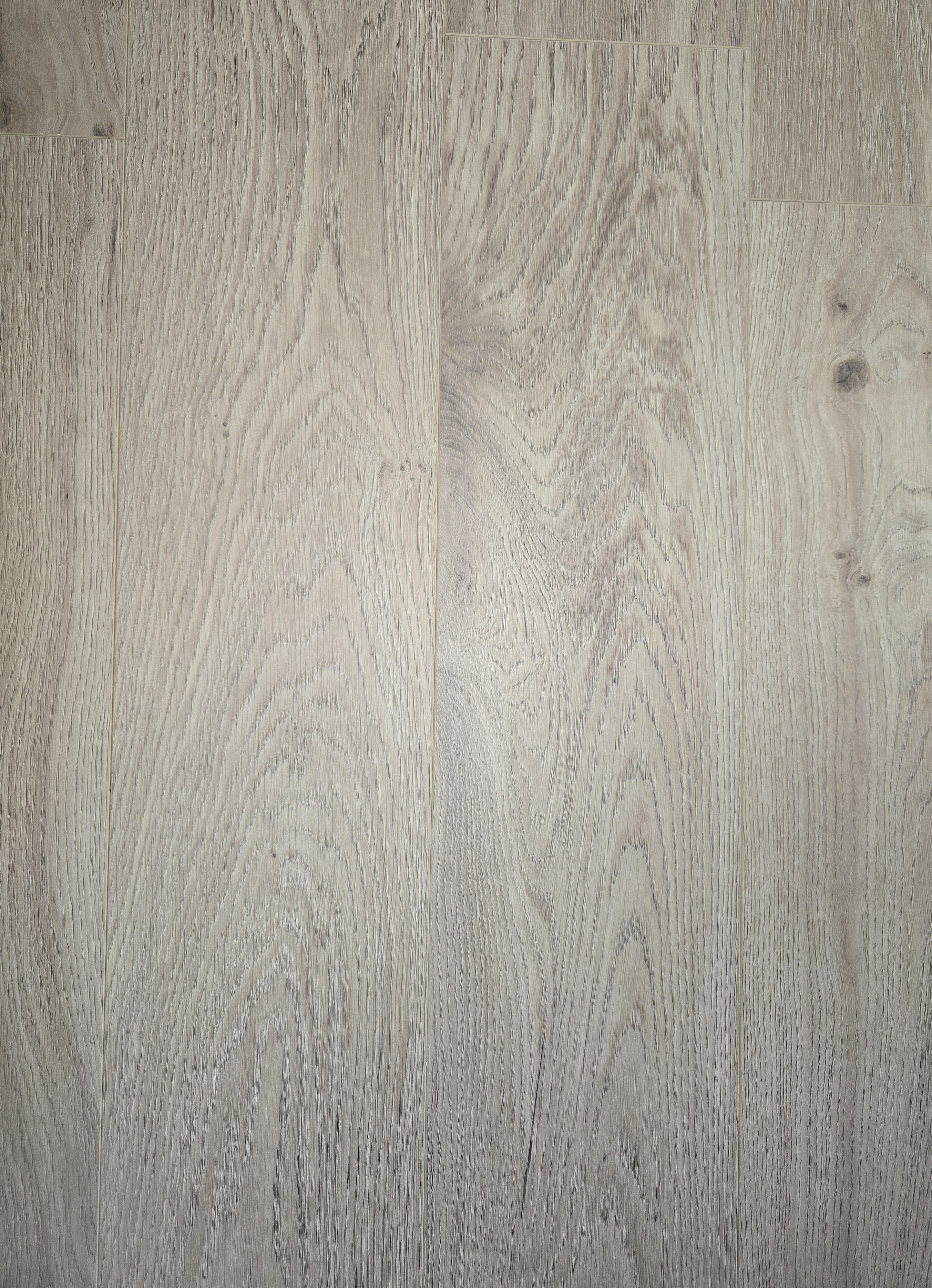 Laminate Flooring - 015-8