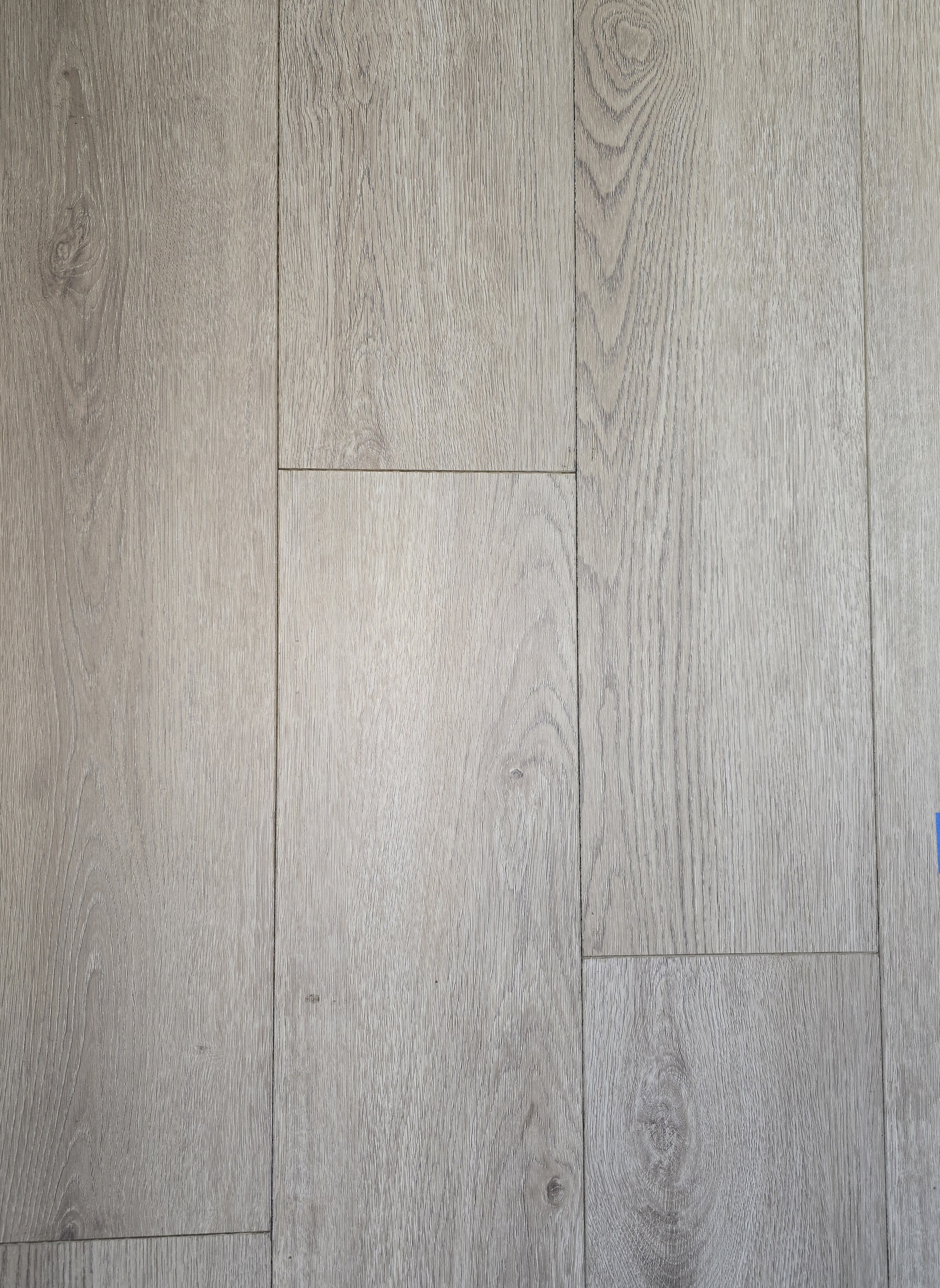 Laminate Flooring - 1552